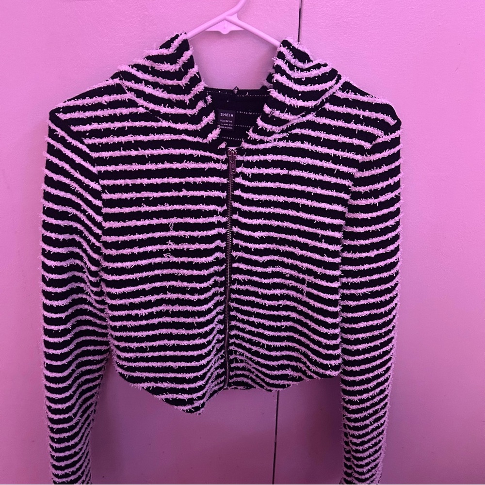 Striped Black and White Cropped Zip-Up Hoodie